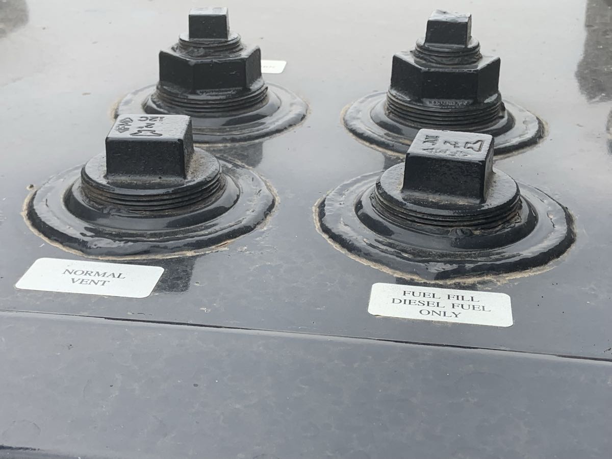 1200 Gallon Under Semi Trailer Fuel Tank 6